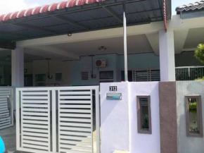 deehomestay fasa 2b seri manjung, Seri Manjung
